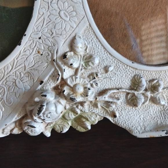 Antique Cast Metal Floral Standing Picture Frame for two Pictures - Picture 2 of 16